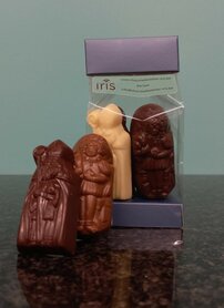Sint caraques gevuld met praliné; klein